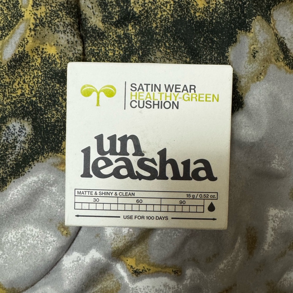 Unleashia Satin Wear Healthy-Green Cushion (Shade: 21N Eburnean)